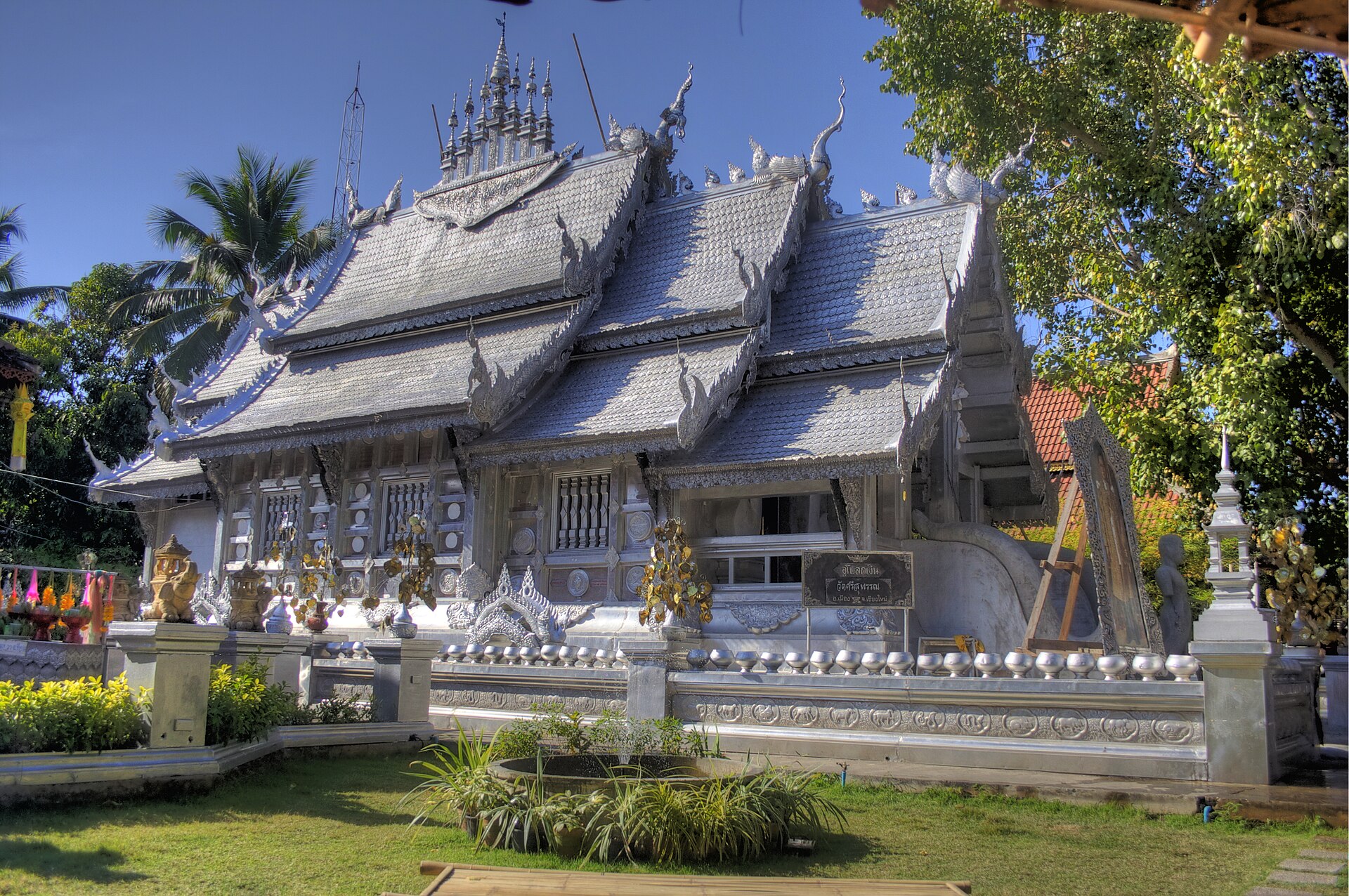 Wat Si Suphan ("Silver temple") in Chiang Mai
